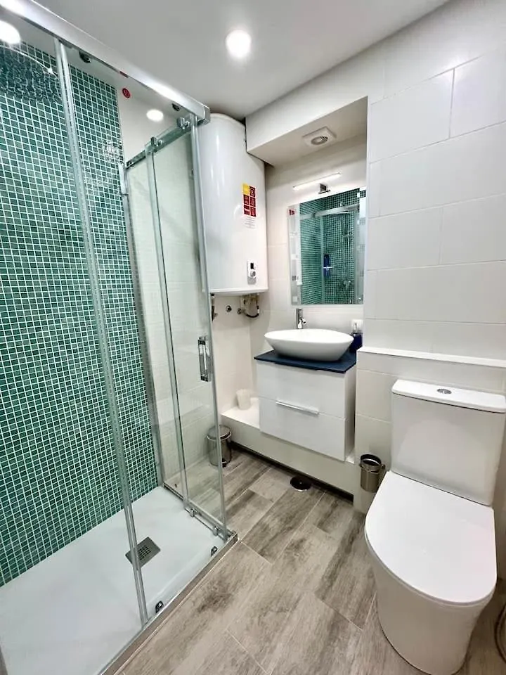 Three Bedroom Apartment In Rivas Malaga 0*,